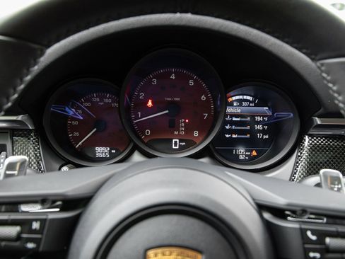 Certified 2023 Porsche Macan S AWD/4WD image 13