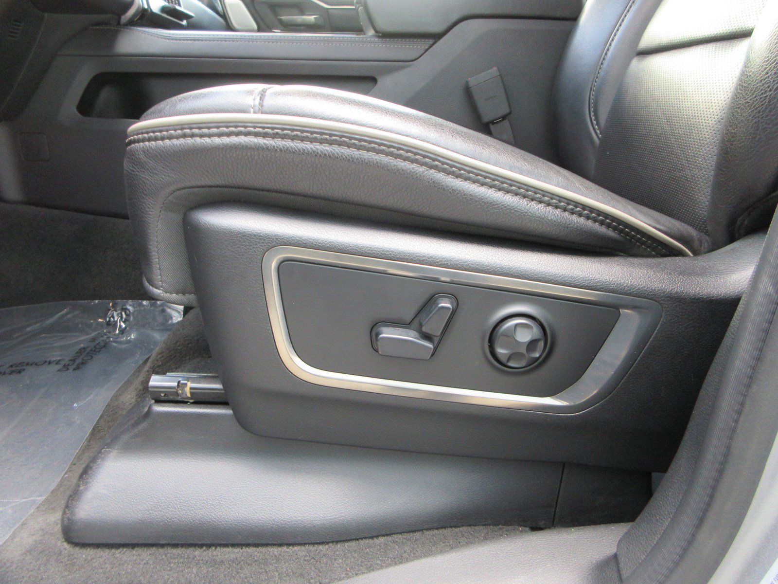 Used 2020 RAM 1500 Limited AWD/4WD image 36