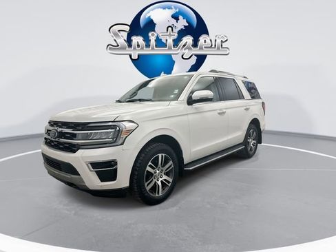 Used 2023 Ford Expedition Limited image 6
