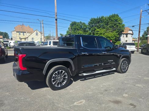 Used 2023 Toyota Tundra Limited AWD/4WD image 5
