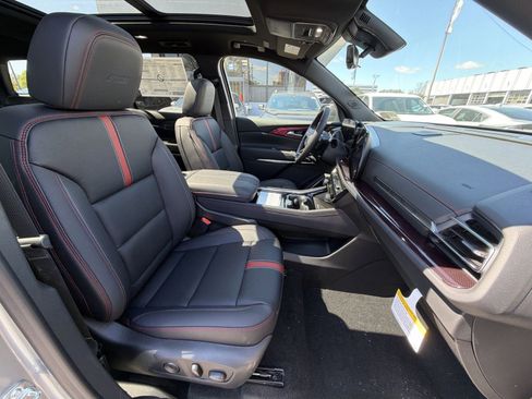 New 2026 Chevrolet Traverse RS AWD/4WD image 28