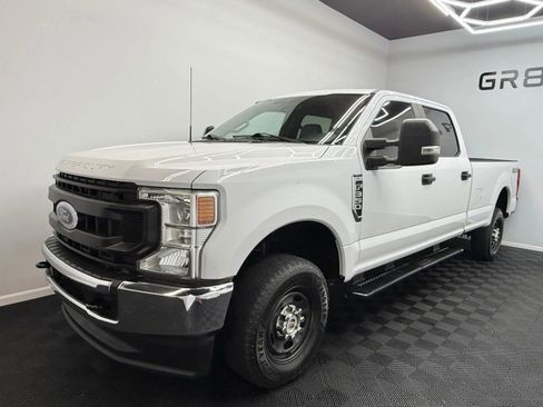 Used 2022 Ford F350 XL w/ Power Equipment Group image 3