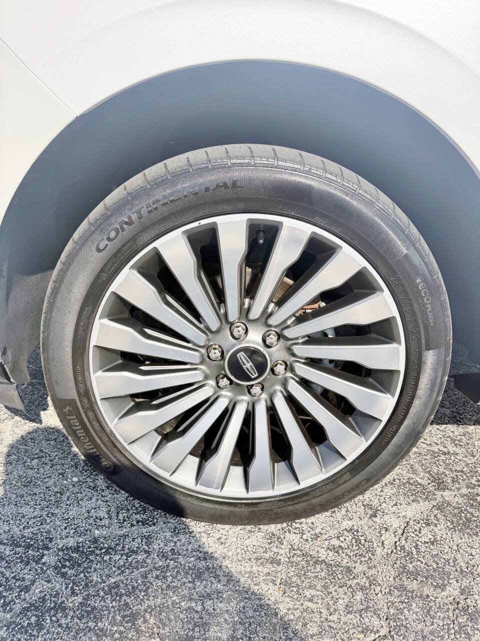 Used 2018 Lincoln Navigator Reserve w/ Technology Package AWD/4WD image 16