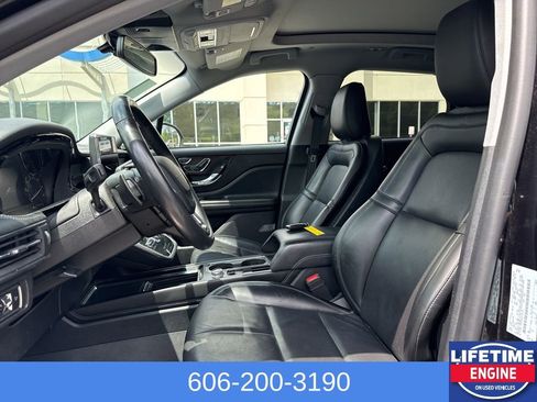 Used 2022 Lincoln Corsair AWD w/ Premium Package image 21