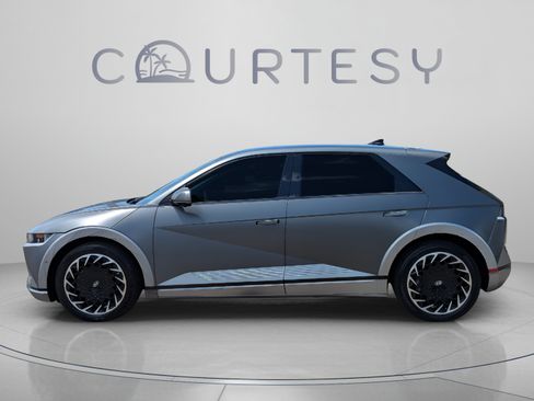 Certified 2024 Hyundai Ioniq 5 Limited AWD/4WD image 2