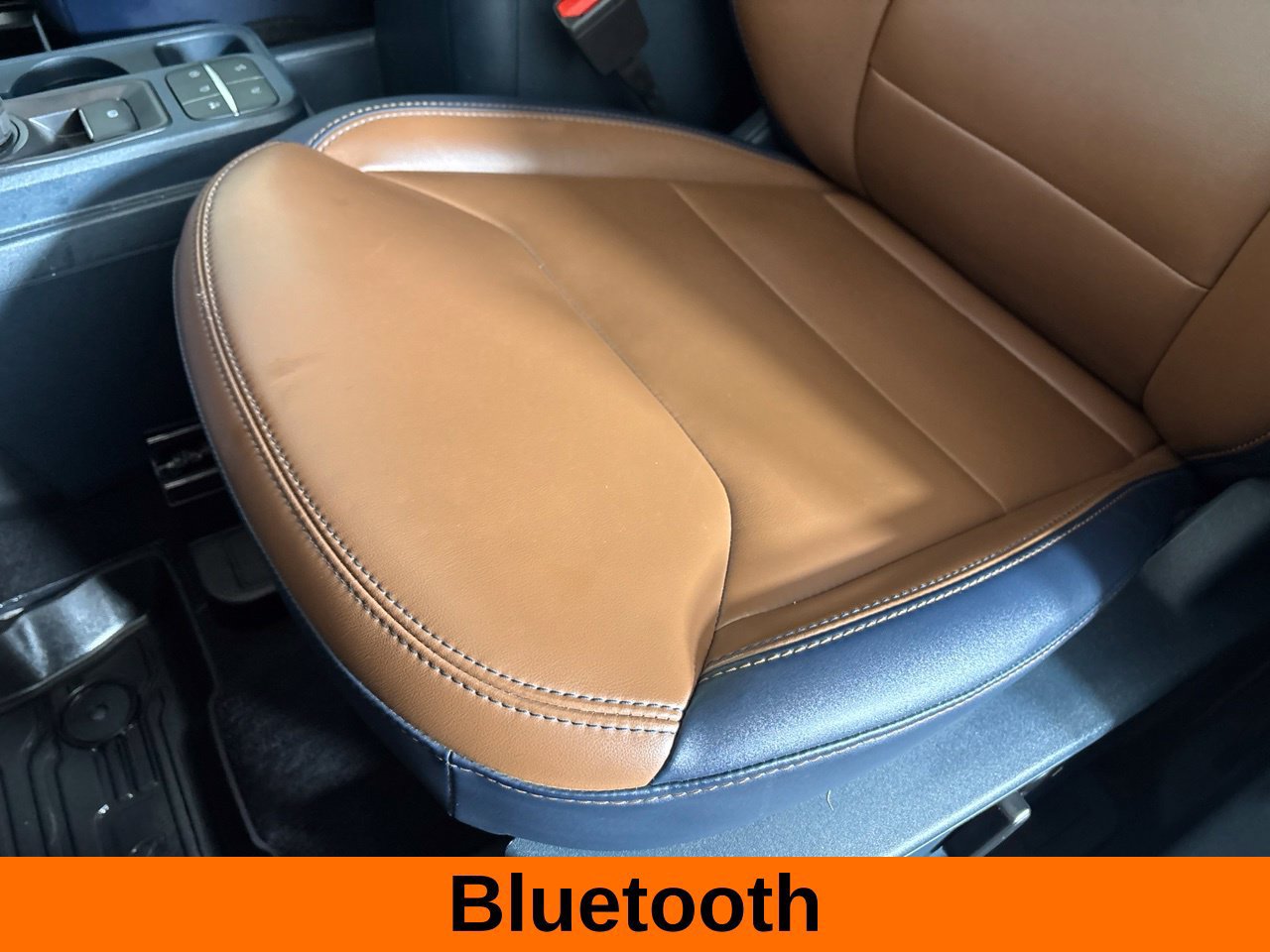 Used 2024 Ford Maverick Lariat w/ FX4 Off-Road Package AWD/4WD image 12