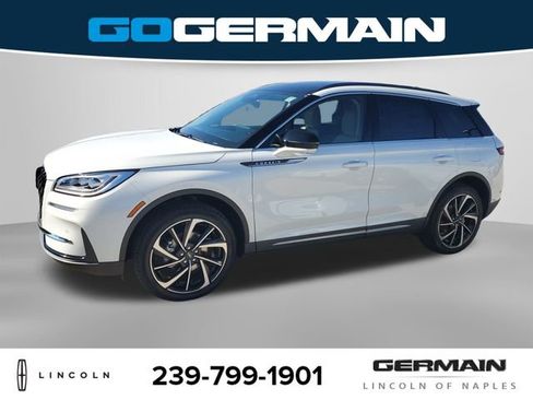 New 2026 Lincoln Corsair Reserve image 11