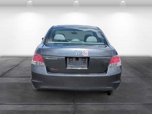 Used 2010 Honda Accord LX image 7