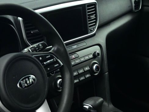 Certified 2020 Kia Sportage LX image 19