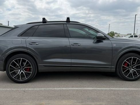 Used 2023 Audi Q8 Premium Plus image 4