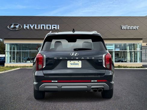 Used 2023 Hyundai Palisade Limited AWD/4WD image 3