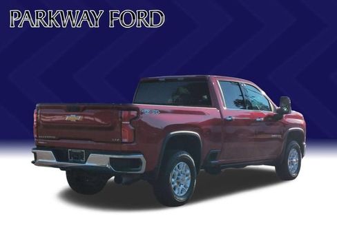 Used 2024 Chevrolet Silverado 2500 LTZ w/ LTZ Convenience Package AWD/4WD image 5