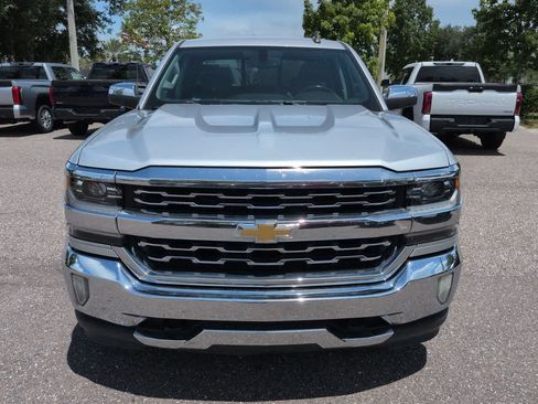 Used 2018 Chevrolet Silverado 1500 LTZ RWD image 9