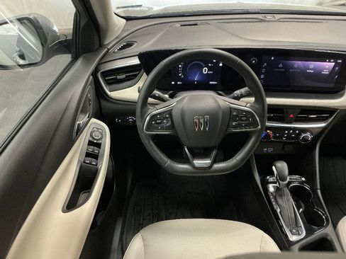 Used 2024 Buick Encore GX Sport Touring image 18