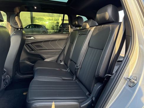 Certified 2024 Volkswagen Tiguan SE R-Line image 25