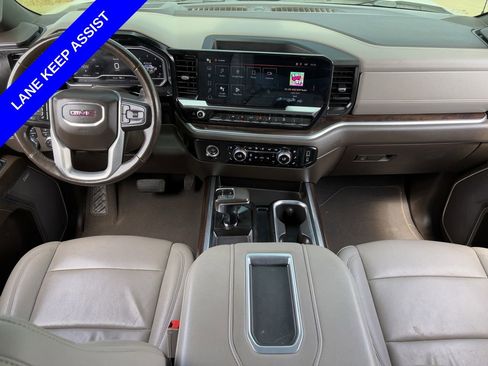 Used 2022 GMC Sierra 1500 SLT w/ SLT Convenience Package AWD/4WD image 13