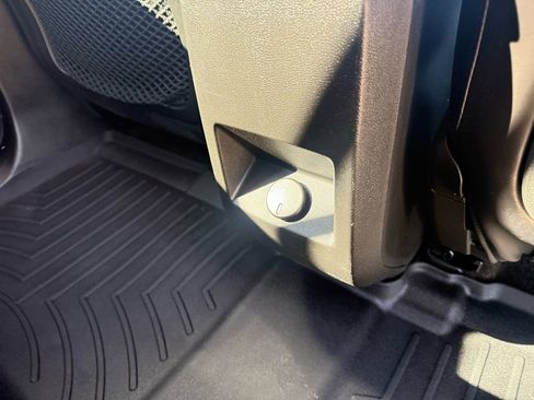 Used 2011 GMC Terrain SLT w/ Cargo Package image 39