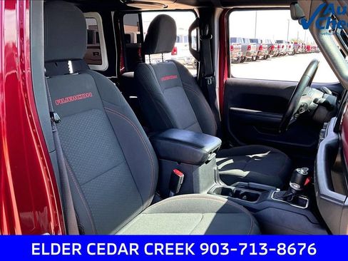 Used 2021 Jeep Wrangler Unlimited Rubicon AWD/4WD image 8