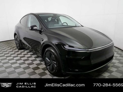 Used 2026 Tesla Model Y 2WD image 1