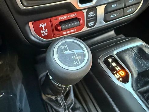 New 2025 Jeep Wrangler Unlimited Rubicon w/ Steel Bumper Group image 21