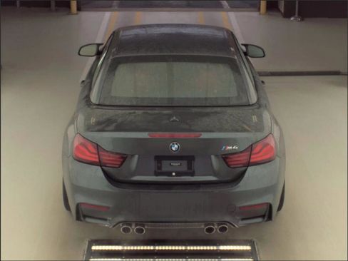 Used 2020 BMW M4 Convertible w/ Executive Package image 6