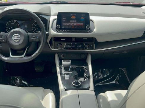 Used 2021 Nissan Rogue SL AWD/4WD image 26