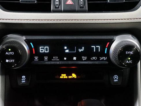 Certified 2024 Toyota RAV4 XLE Premium image 20