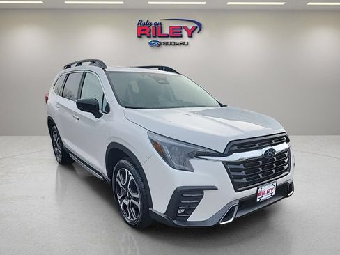 Certified 2026 Subaru Ascent Touring w/ Popular Package #2 AWD/4WD image 8