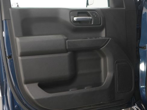 Used 2020 Chevrolet Silverado 1500 Custom w/ Trailering Package image 20