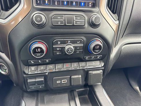 Used 2020 Chevrolet Silverado 2500 High Country w/ Z71 Off-Road Package AWD/4WD image 41