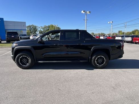 Used 2026 Chevrolet Silverado EV Trail Boss w/ Plus Package image 5