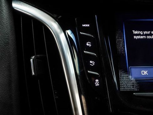 Used 2019 Cadillac Escalade Luxury image 25