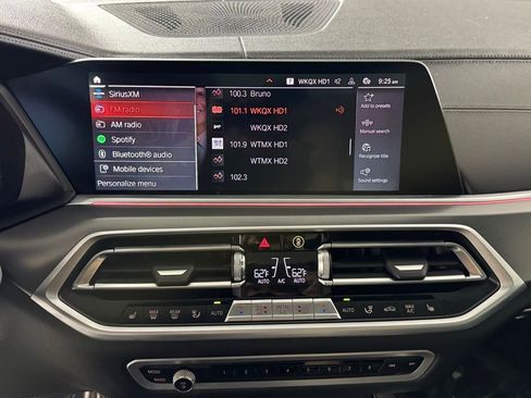 Used 2022 BMW X6 xDrive40i w/ Executive Package image 21