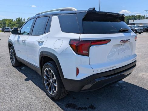 New 2027 GMC Terrain Elevation w/ Elevation Premium Package AWD/4WD image 8