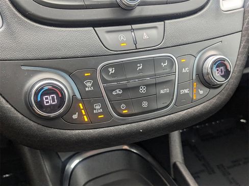 Used 2024 Chevrolet Malibu LT image 20