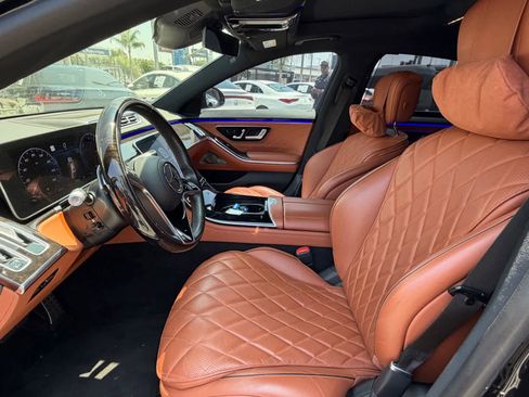 Used 2024 Mercedes-Benz S 580e 4MATIC Sedan image 6