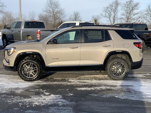 New 2026 GMC Terrain AT4 w/ LPO, Floor Liner Package AWD/4WD image 9