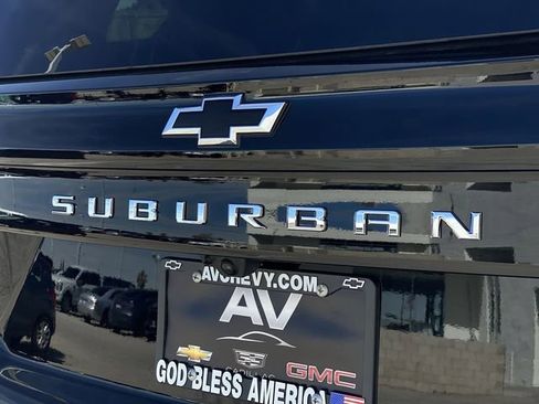 New 2026 Chevrolet Suburban Premier image 42