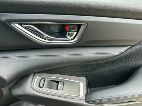 Certified 2023 Subaru Ascent Limited w/ Technology Package image 22