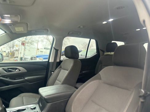 Used 2020 Chevrolet Traverse LS image 26