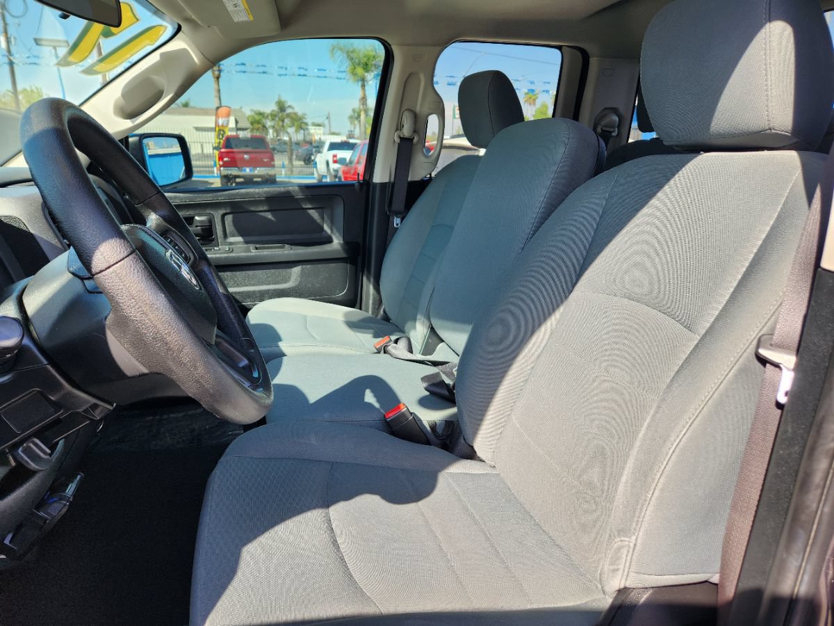 Used 2017 RAM 1500 Express w/ Express Value Package RWD image 19