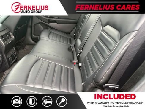 Used 2020 Ford Edge SEL w/ Convenience Package AWD/4WD image 8