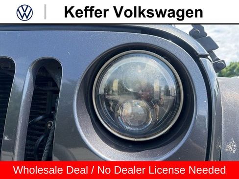 Used 2016 Jeep Wrangler Unlimited Sport AWD/4WD image 9
