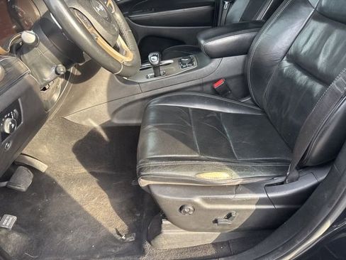 Used 2014 Jeep Grand Cherokee Overland image 17