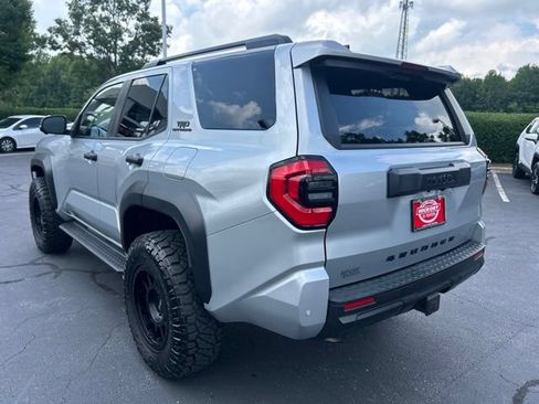 Used 2025 Toyota 4Runner TRD Off-Road Premium AWD/4WD image 11