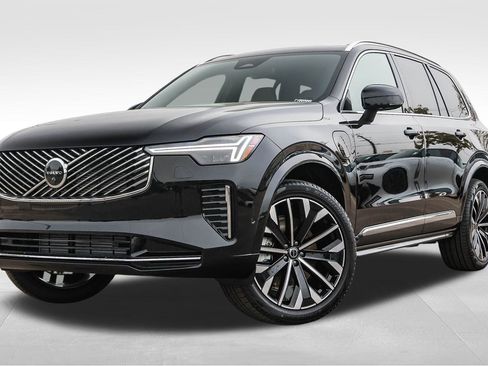 New 2026 Volvo XC90 T8 Plus w/ Protection Package Premier image 1