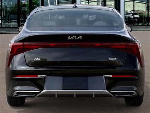 New 2026 Kia K5 GT-Line image 12