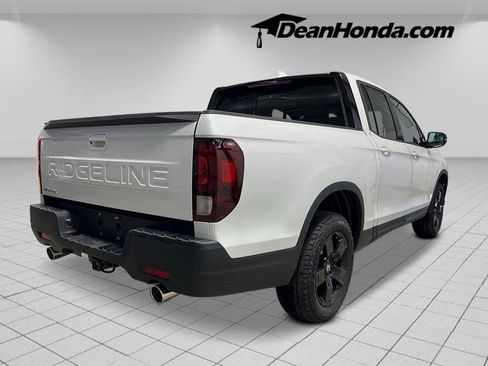 New 2026 Honda Ridgeline Black Edition image 5