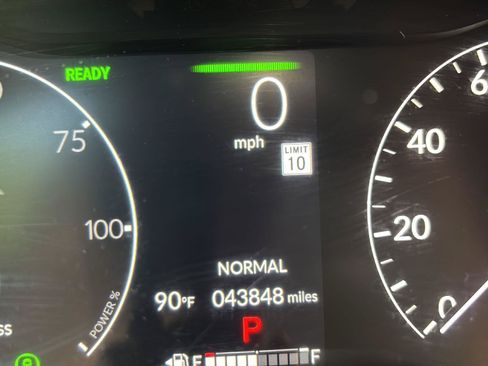 Certified 2025 Honda CR-V Sport-L image 5