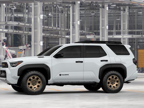 New 2026 Toyota 4Runner Trailhunter AWD/4WD image 5